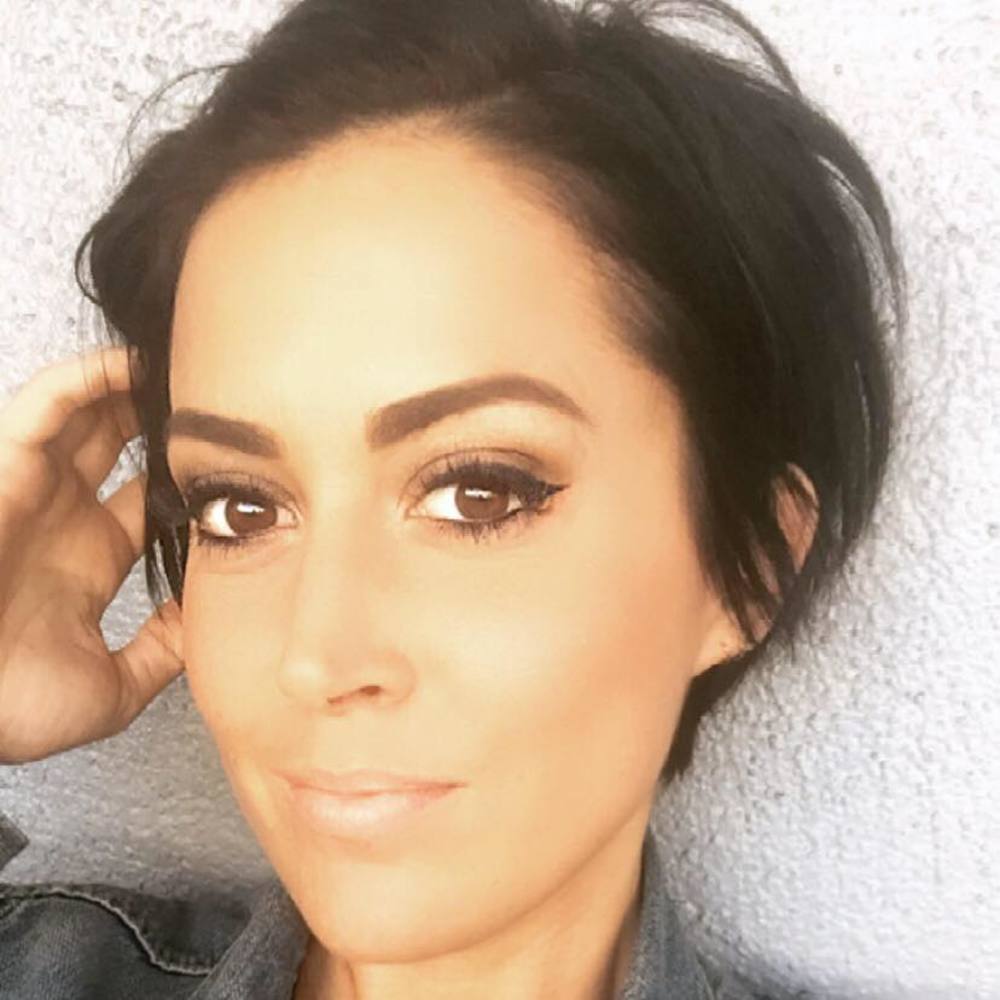 Meet your Posher, Andrea